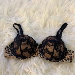 Like New Victoria’s Secret Leopard Lace Bra